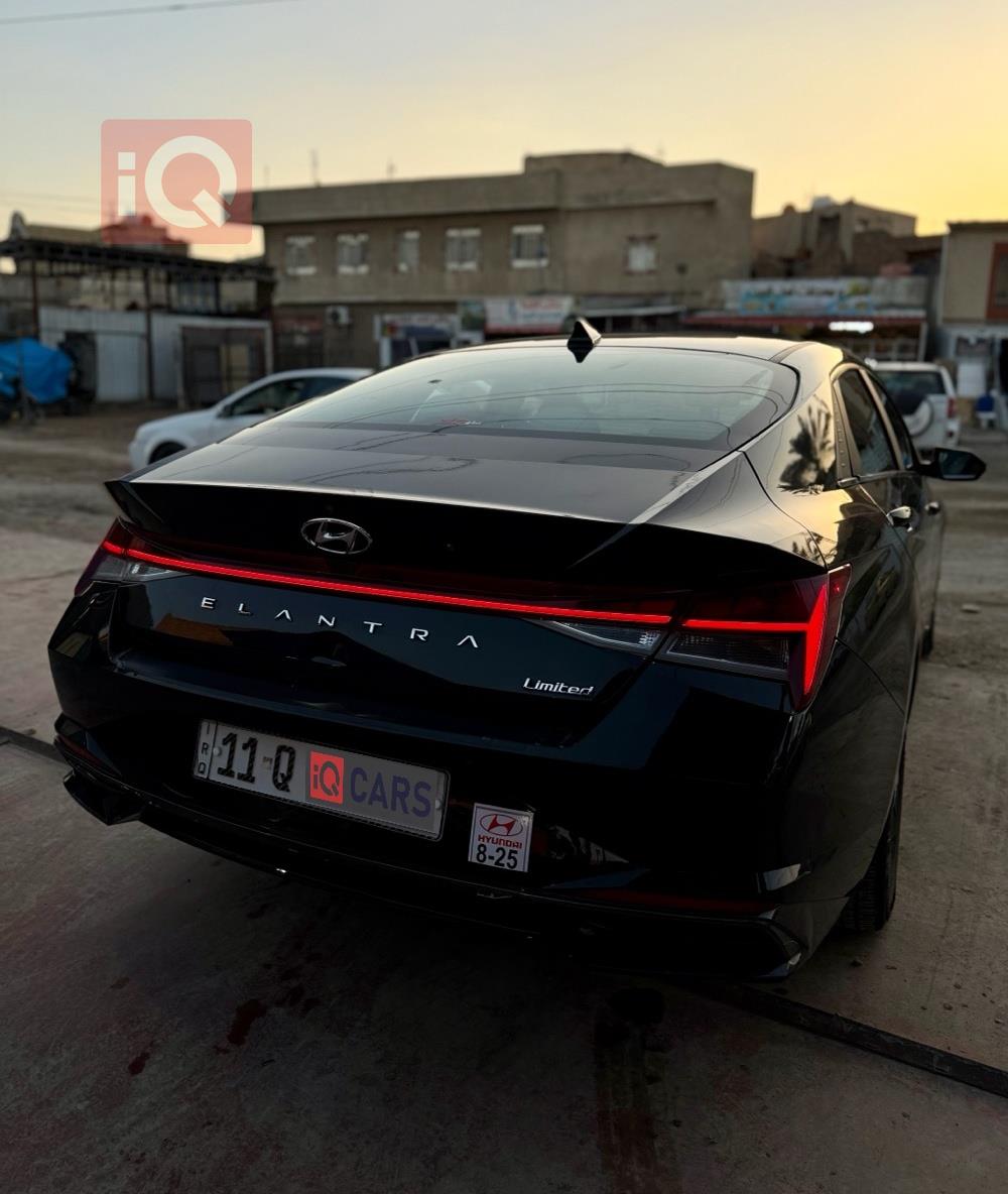 هیۆندای ئەلەنترا